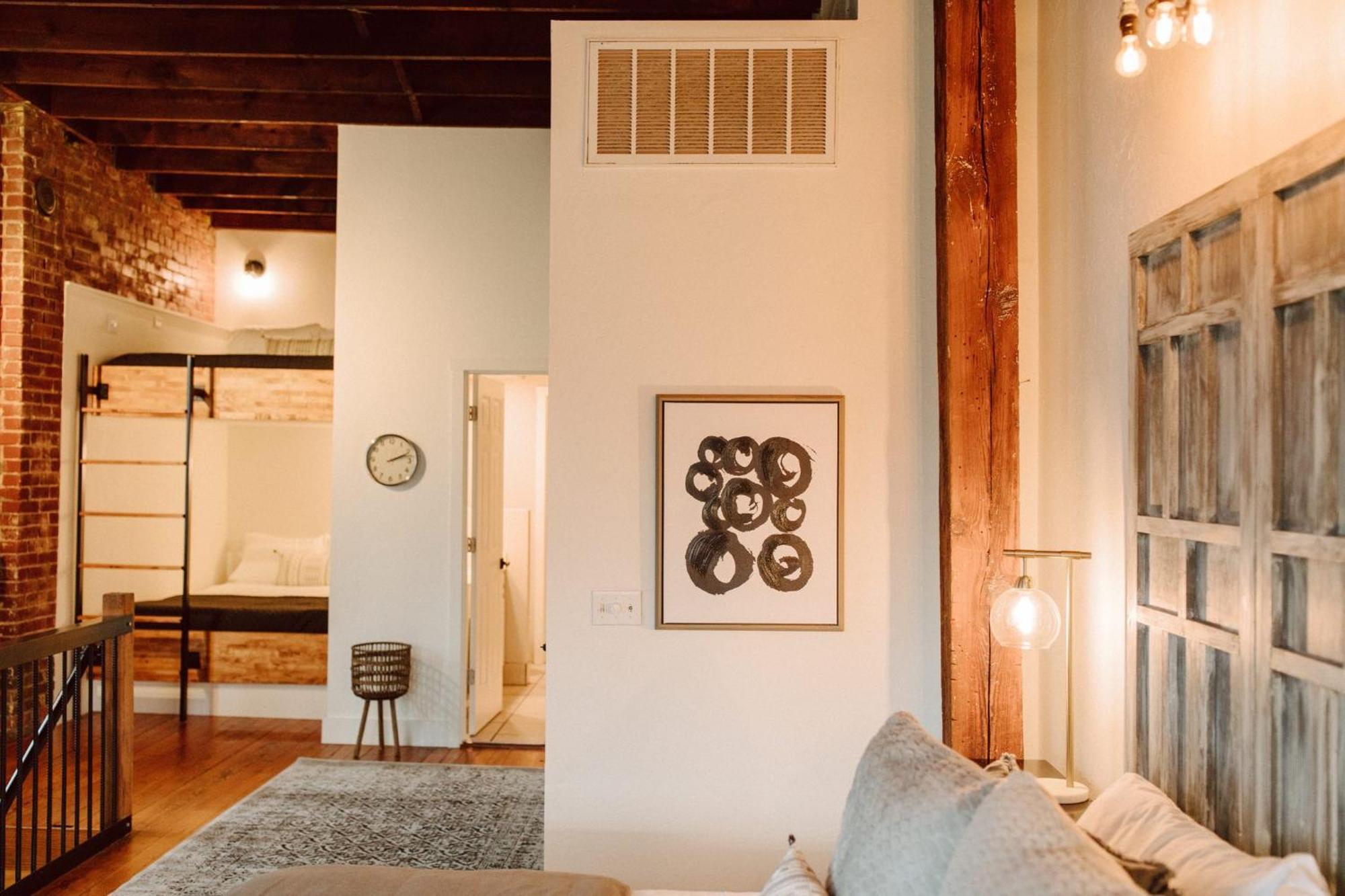 Broken Clock Apartment Springfield Luaran gambar