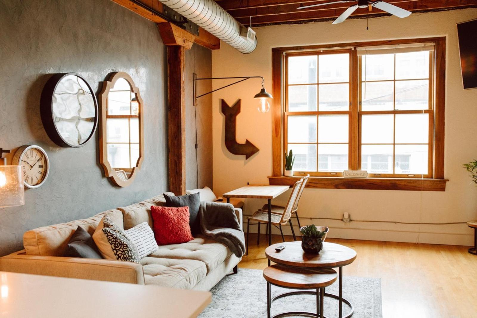 Broken Clock Apartment Springfield Luaran gambar
