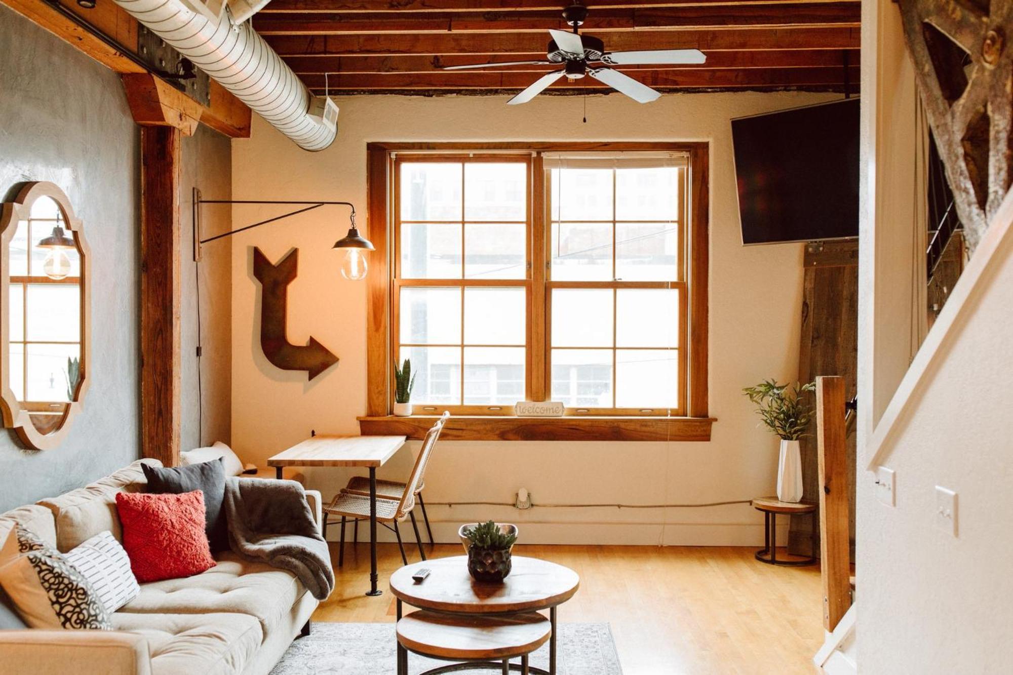 Broken Clock Apartment Springfield Luaran gambar